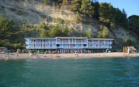Captain Black Hotel