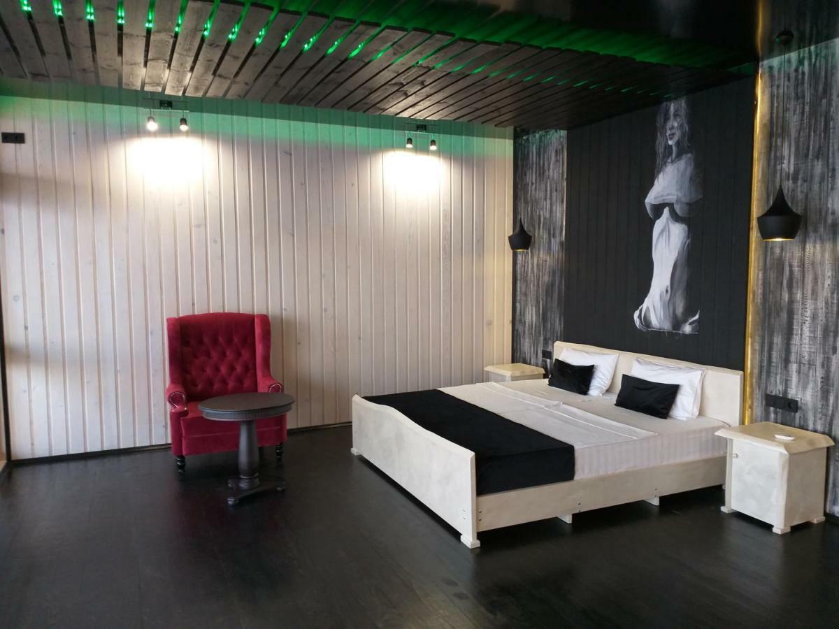 Captain Black Hotel Pitsunda Dış mekan fotoğraf