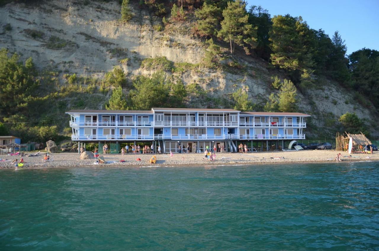 Captain Black Hotel Pitsunda Dış mekan fotoğraf