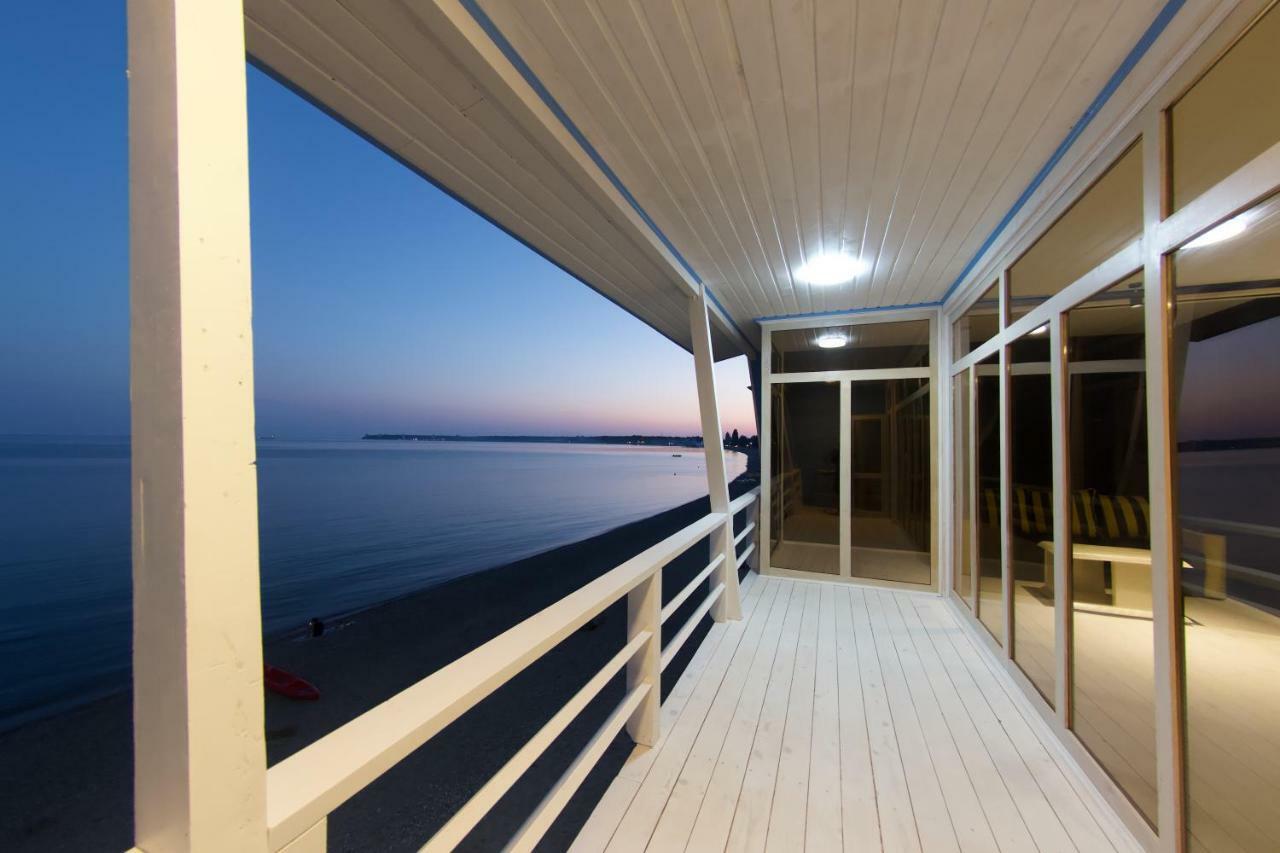 Captain Black Hotel Pitsunda Dış mekan fotoğraf