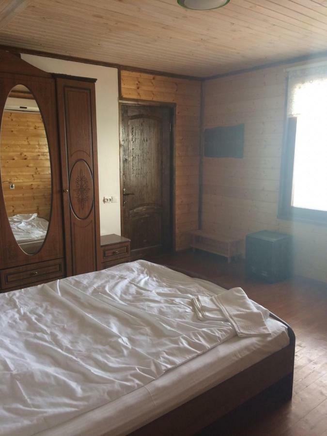 Captain Black Hotel Pitsunda Dış mekan fotoğraf